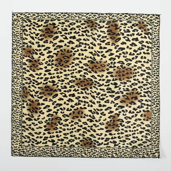 Cheetah Print Satin Headscarf Bandana Scarf - Picture 2 of 5